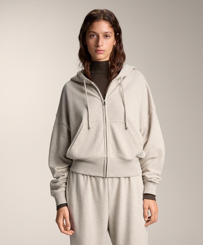 Худи с широкими рукавами из хлопка