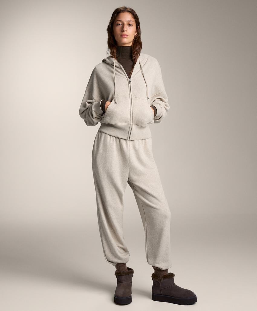 Худи с широкими рукавами из хлопка