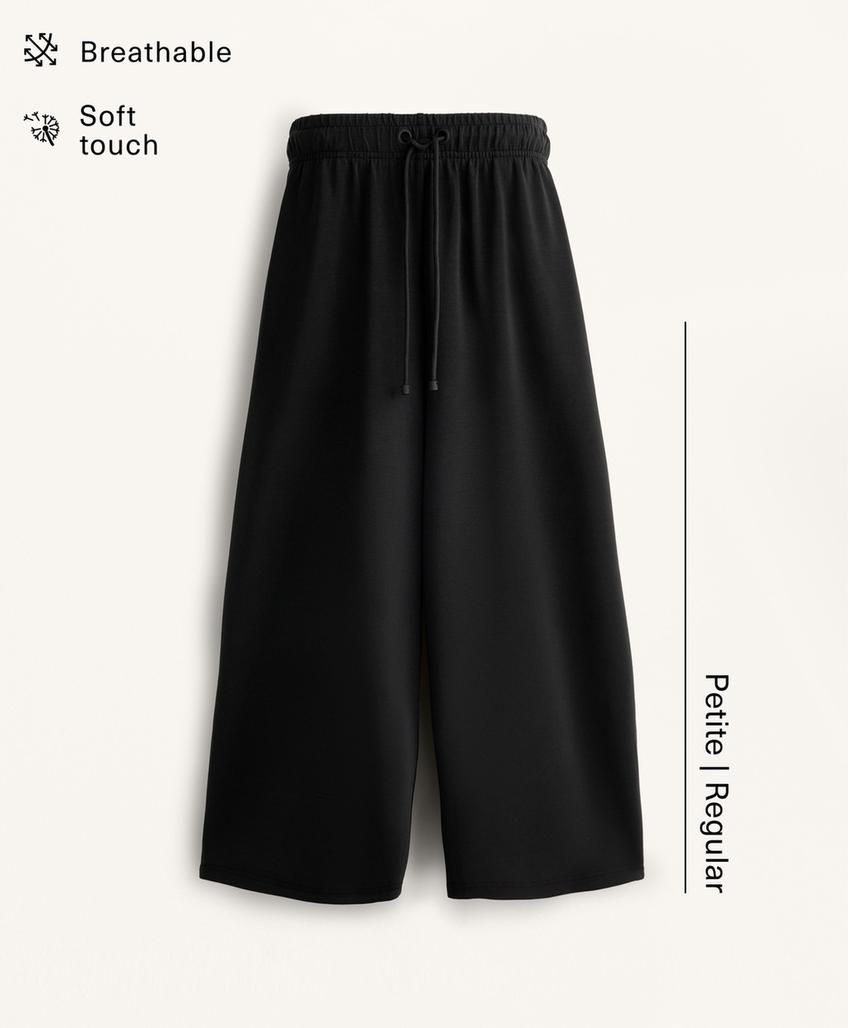 Мягкие широкие укороченные брюки с модалом