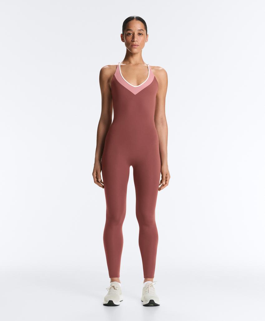 Длинный комбинезон comfortlux с блочной расцветкой