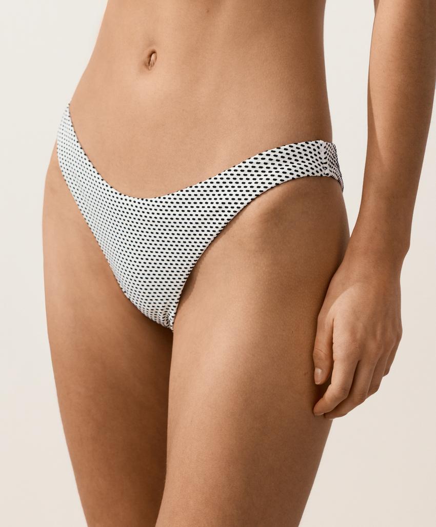 Полуоткрытые U-образные плавки бикини из жаккарда в горошек