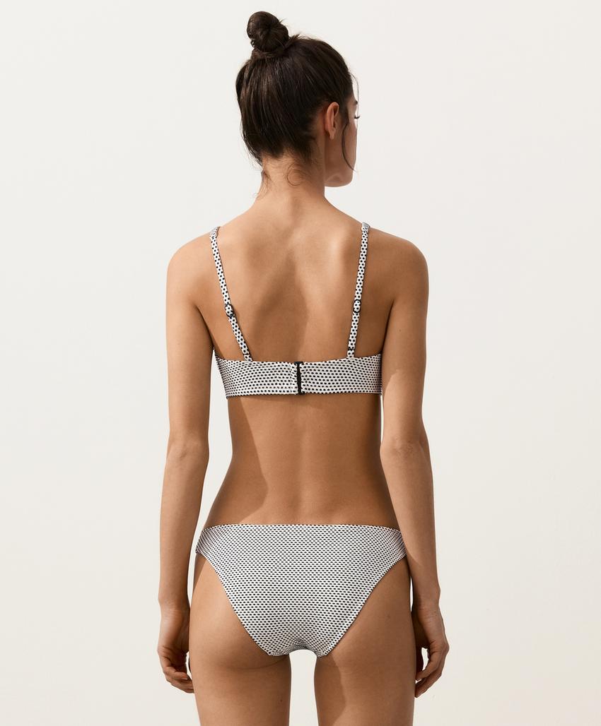 Классические плавки бикини с жаккардовым узором в горошек