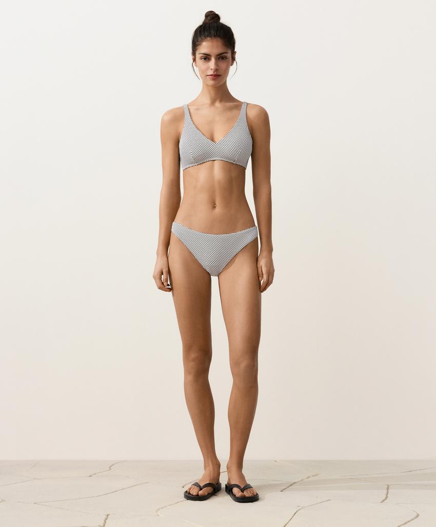 Классические плавки бикини с жаккардовым узором в горошек