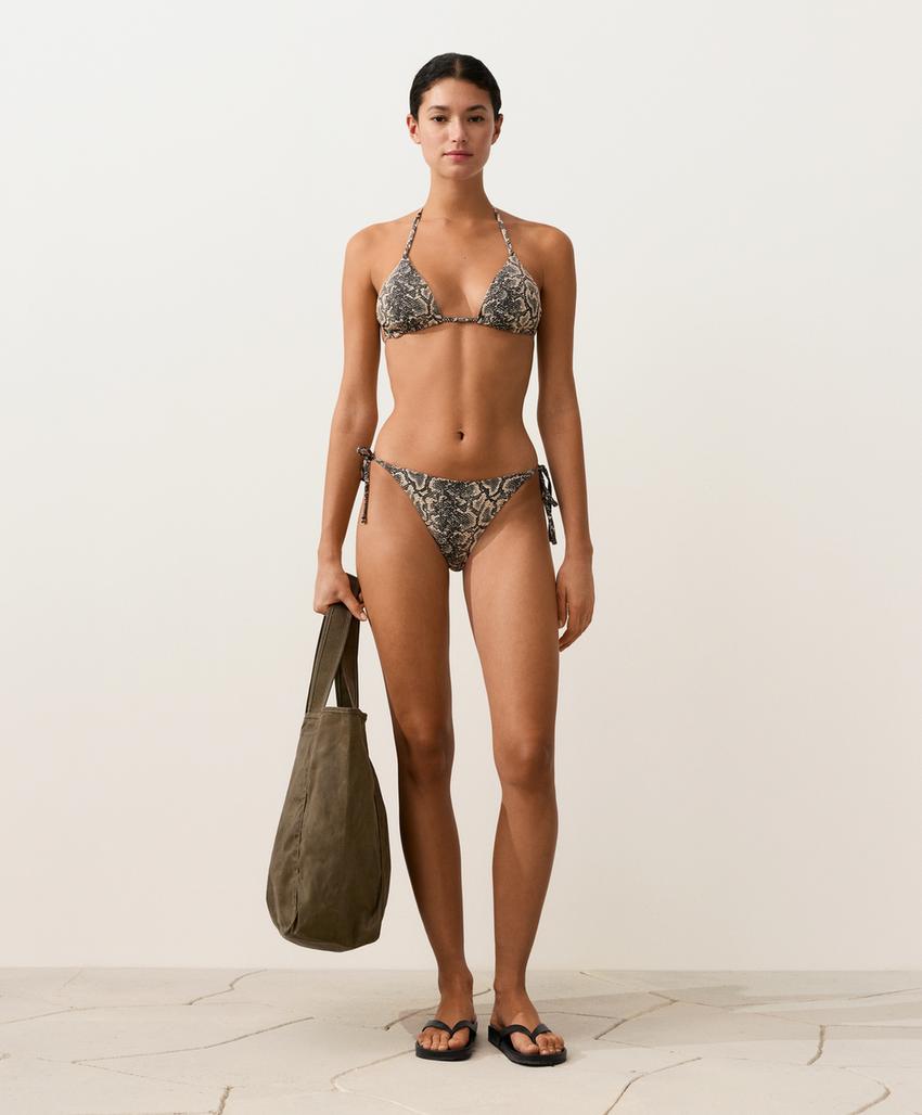 Полуоткрытые плавки бикини «змеиный принт»