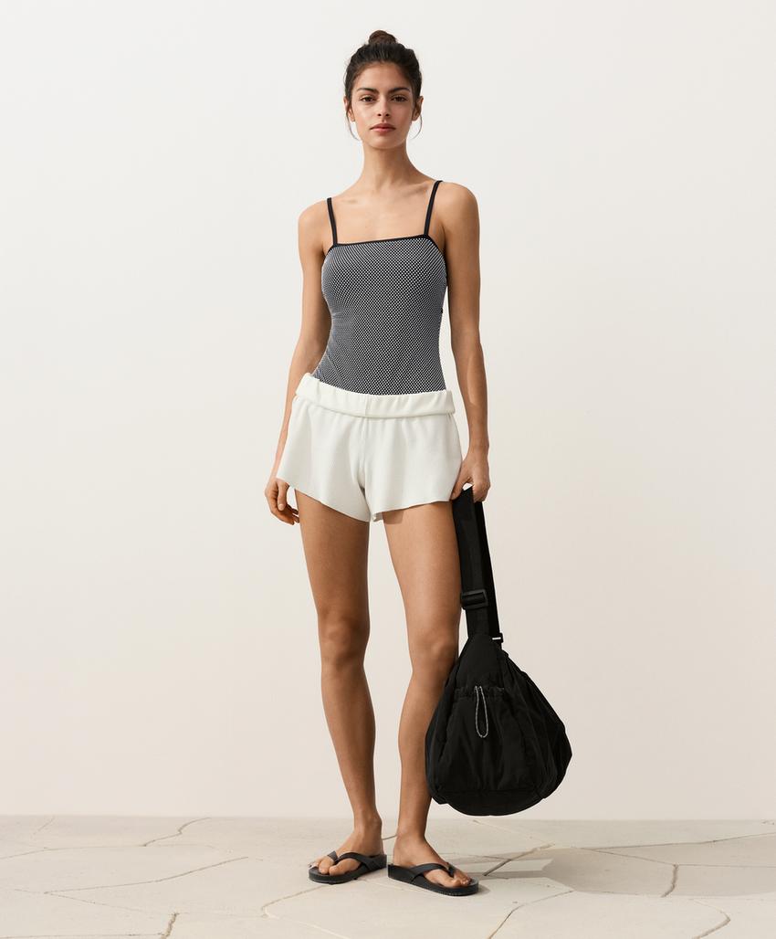 Купальник бандо из жаккарда в горошек