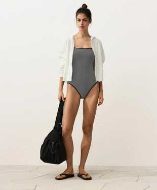 Купальник бандо из жаккарда в горошек- Заказать в России