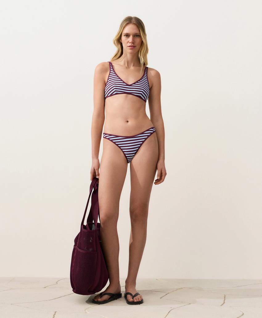 Полуоткрытые плавки бикини U-образной формы в полоску