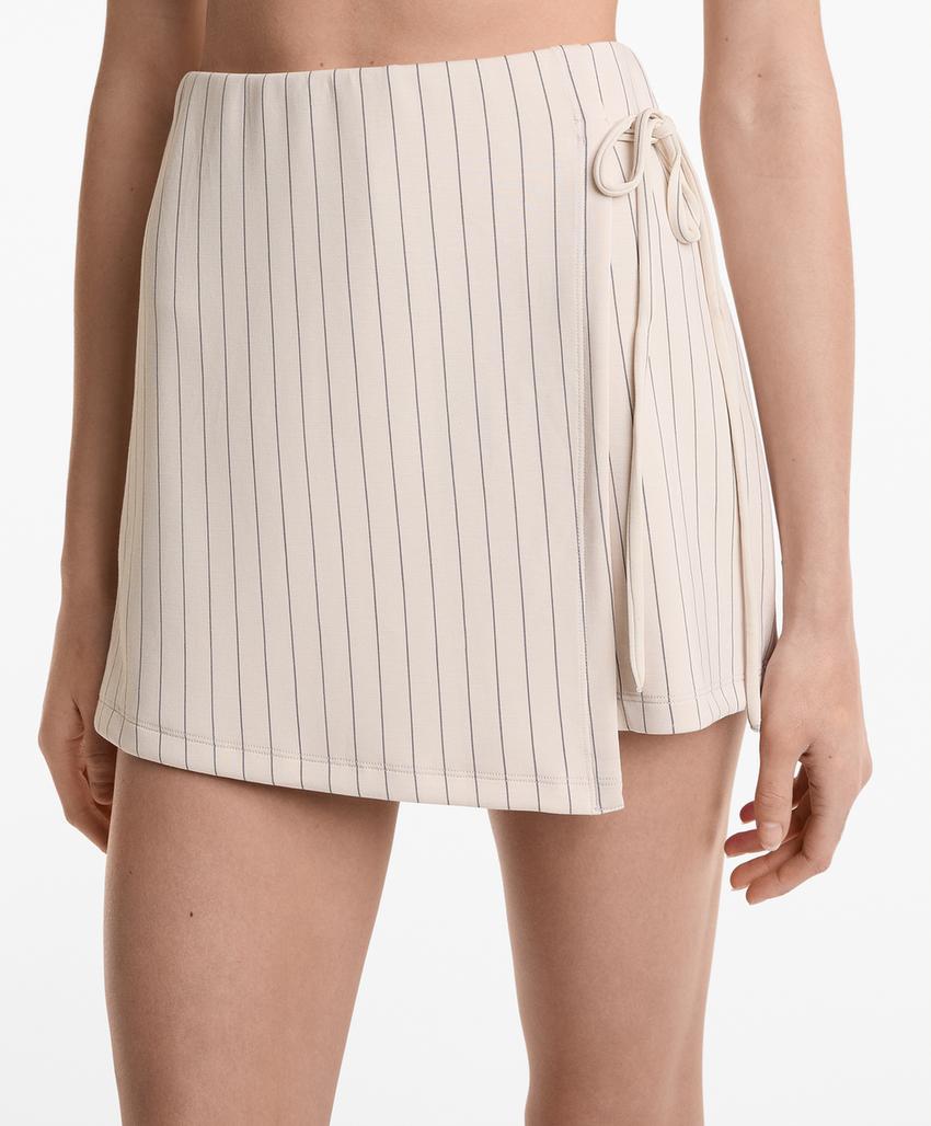 Шорты с завязками из мягкой ткани с модалом