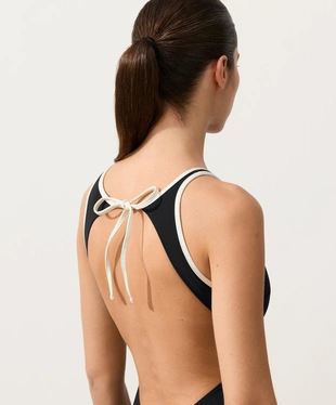 Купальник халтер с контрастной окантовкой- Заказать в России