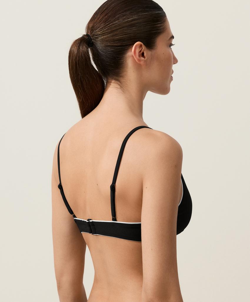 Топ бикини с треугольными чашками и бантом