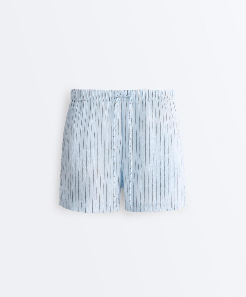 Шорты в полоску