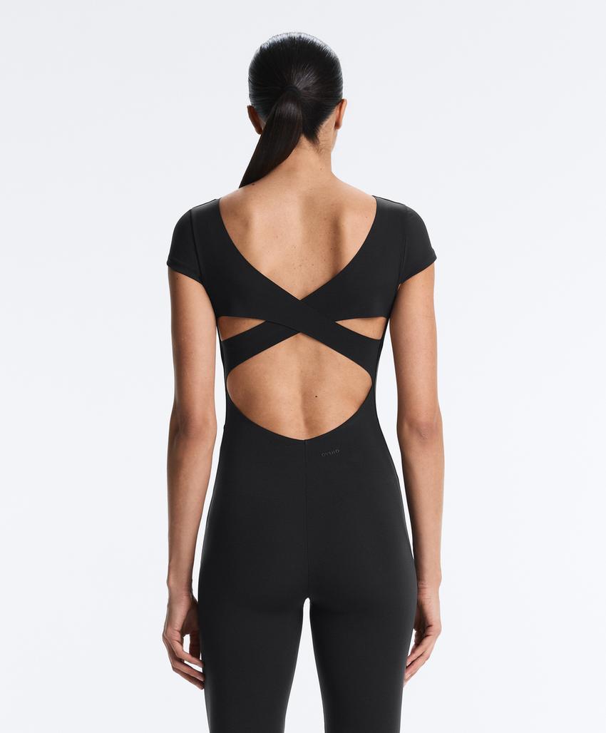 Длинный комбинезон Compressive с коротким рукавом