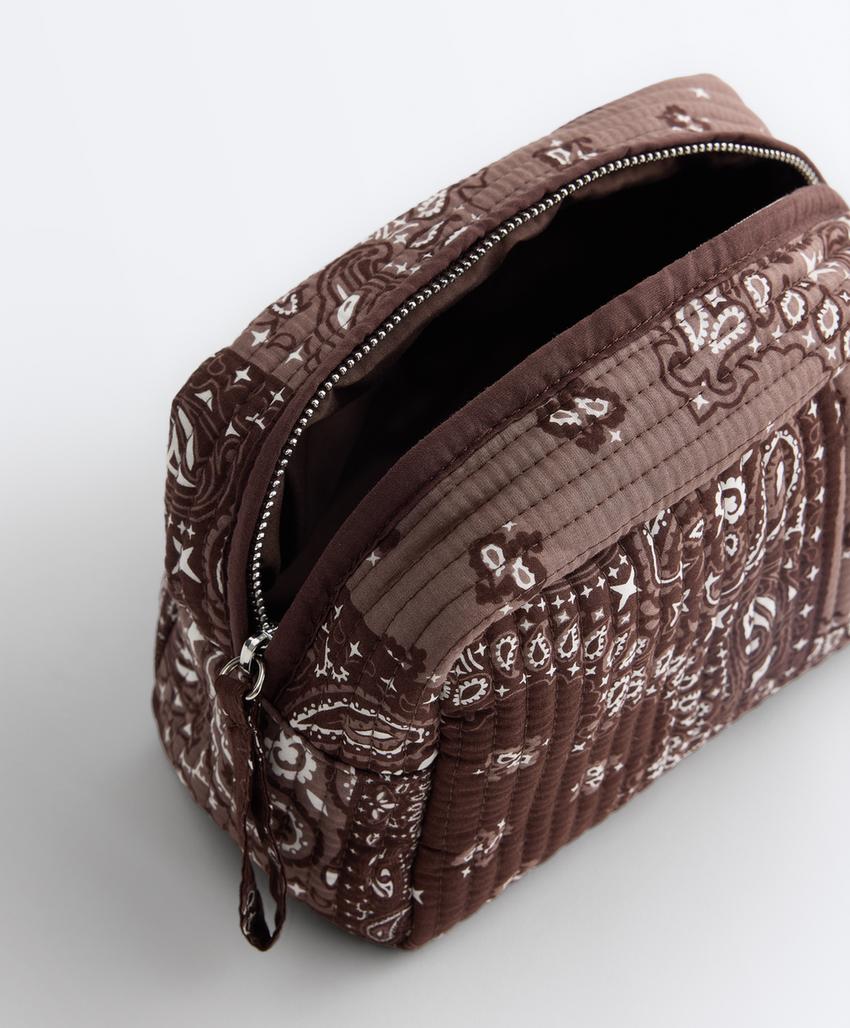 Стеганая косметичка с принтом