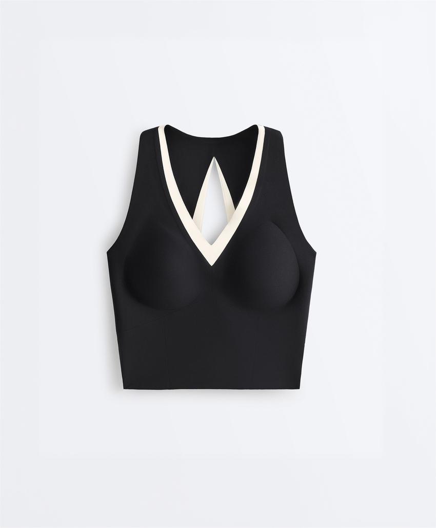 Майка Perfect-adapt с контрастными деталями