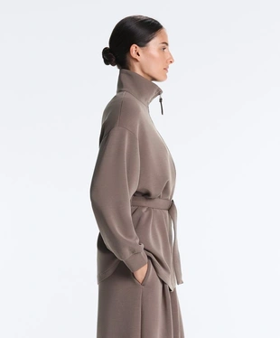 Длинная куртка-корсет с поясом из мягкой ткани с модалом- Заказать в России