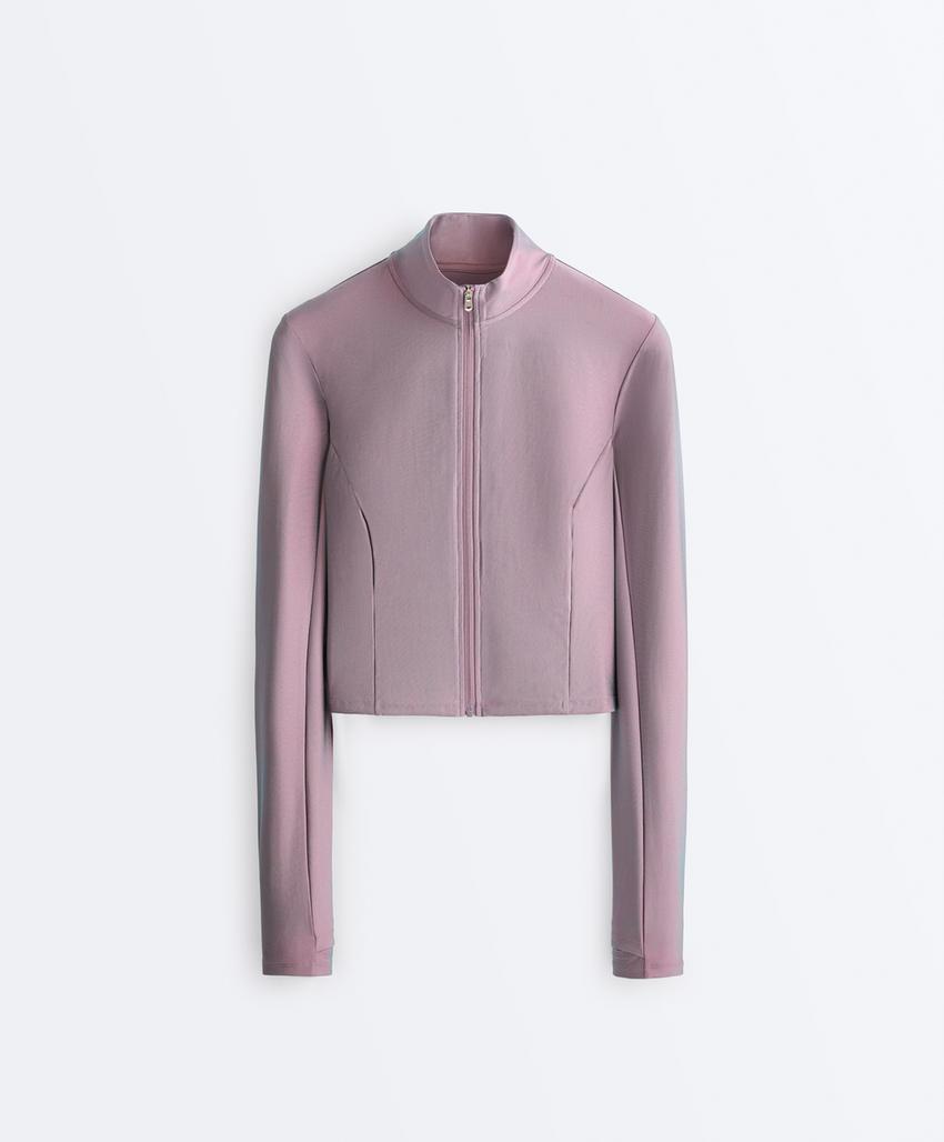 Высокотехнологичная переливающаяся куртка