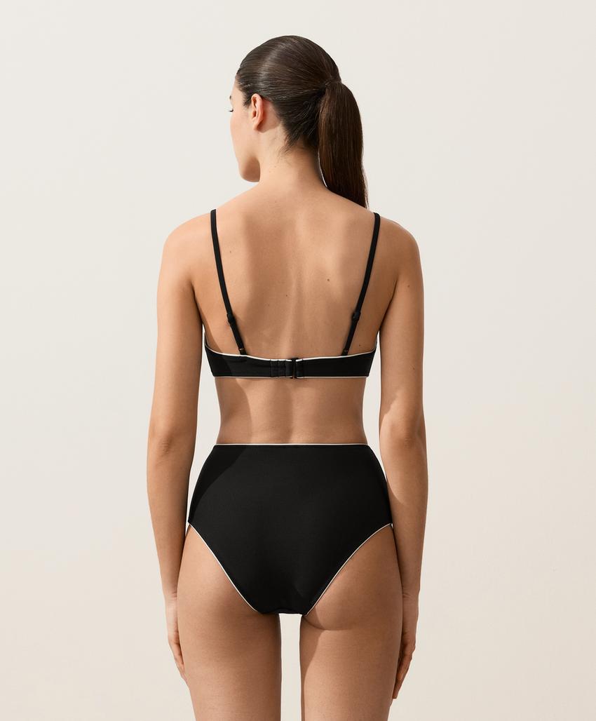 Классические высокие плавки бикини с Piping