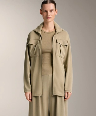 Длинная куртка с поясом из мягкой ткани с модалом- Заказать в России