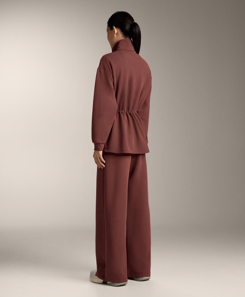 Длинная куртка с регулируемой талией