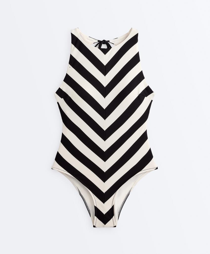 Купальник халтер в диагональную полоску