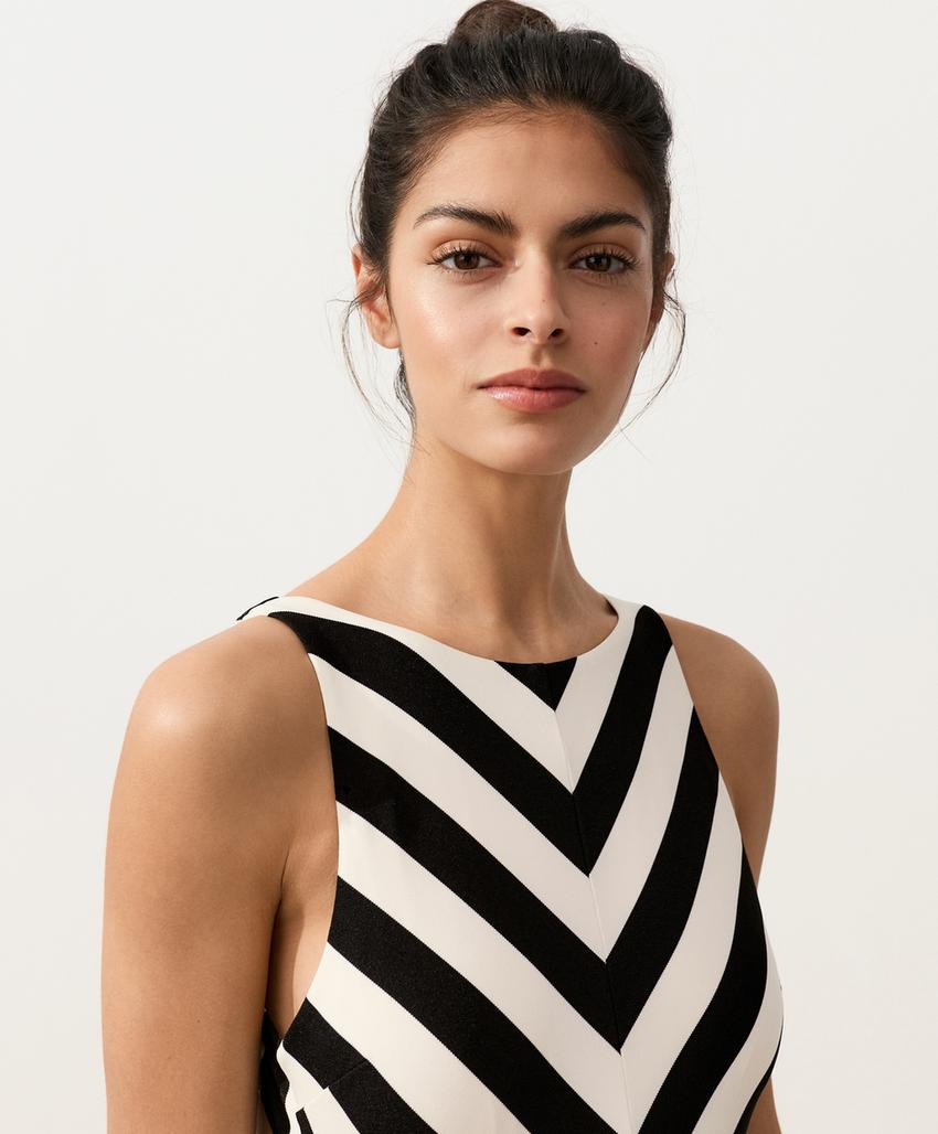 Купальник халтер в диагональную полоску