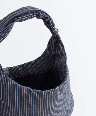 Сумка с принтом в полоску и узлом- Заказать в России