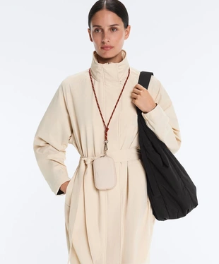 Удлиненный ультралегкий плащ с водонепроницаемостью 10 000 мм- Заказать в России