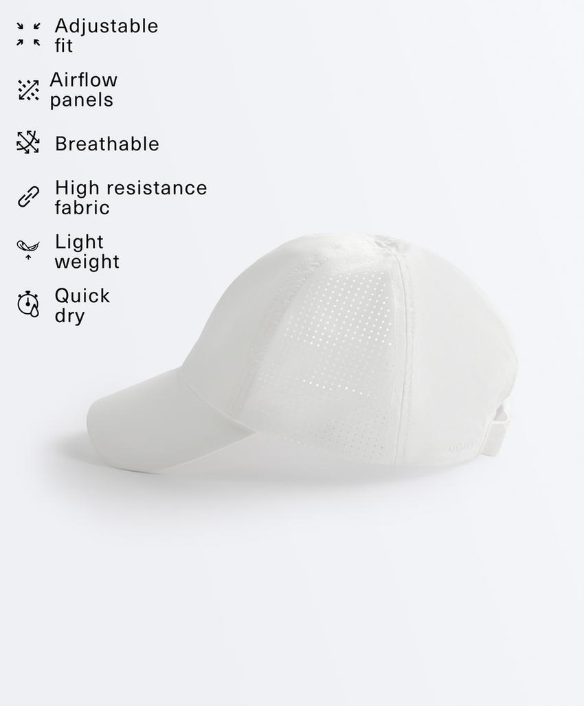 Спортивная кепка