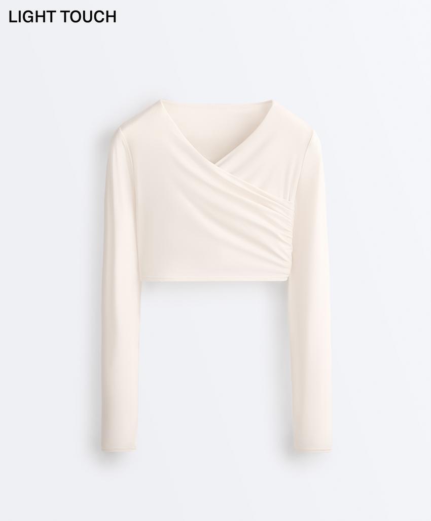 Лонгслив Light Touch