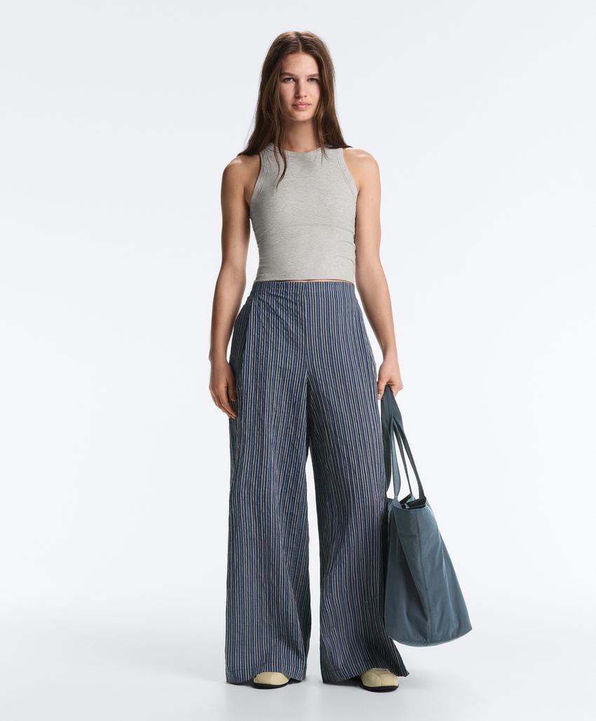 Удлиненный топ-майка в рубчик из смесового модала