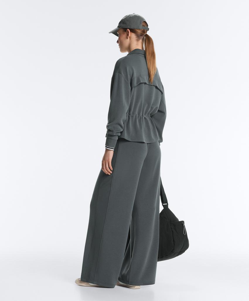 Прямые брюки в рубчик с модалом и мягкой на ощупь тканью