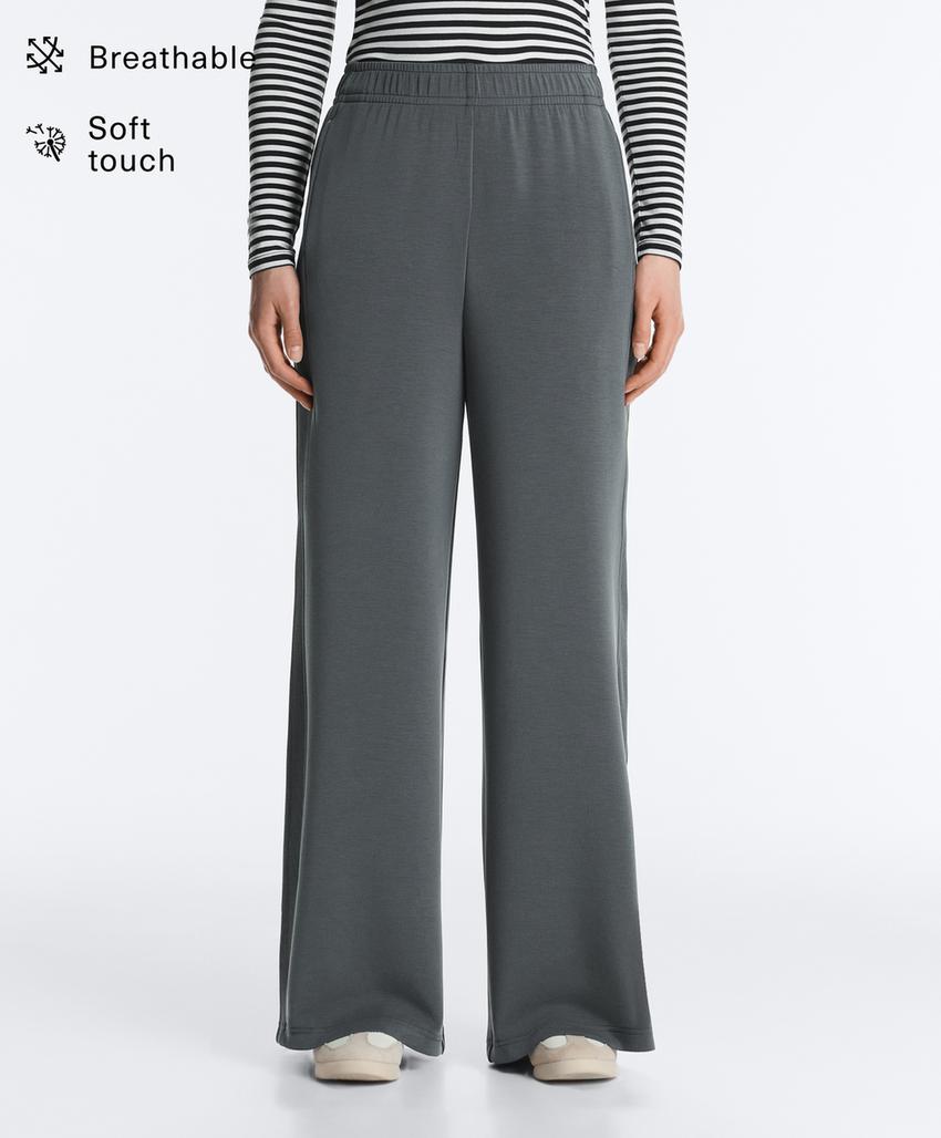 Прямые брюки в рубчик с модалом и мягкой на ощупь тканью