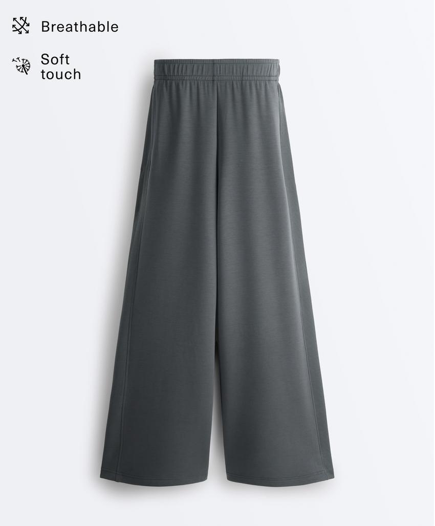 Прямые брюки в рубчик с модалом и мягкой на ощупь тканью