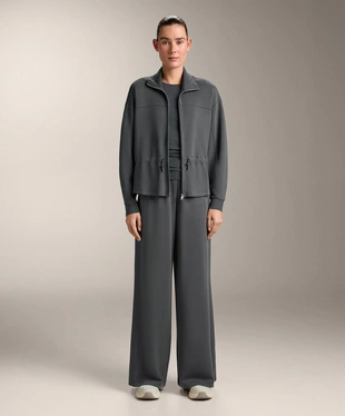 Прямые брюки в рубчик с модалом и мягкой на ощупь тканью- Заказать в России