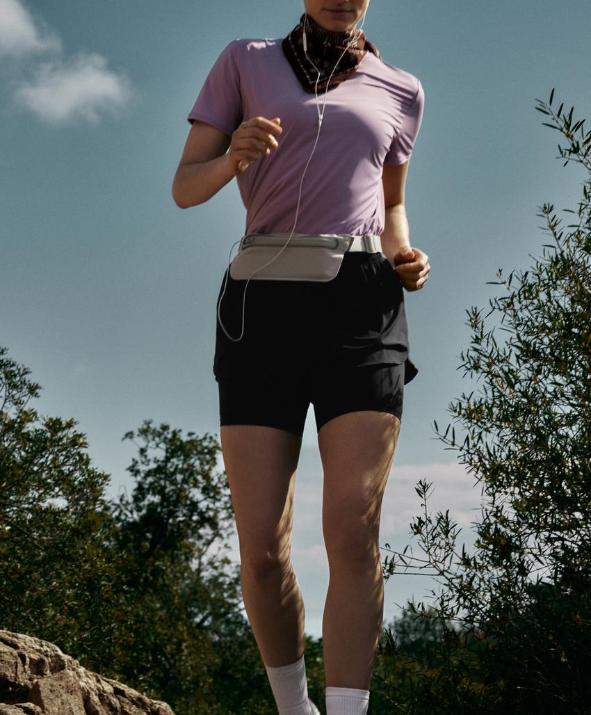 Регулируемая поясная сумка для бега