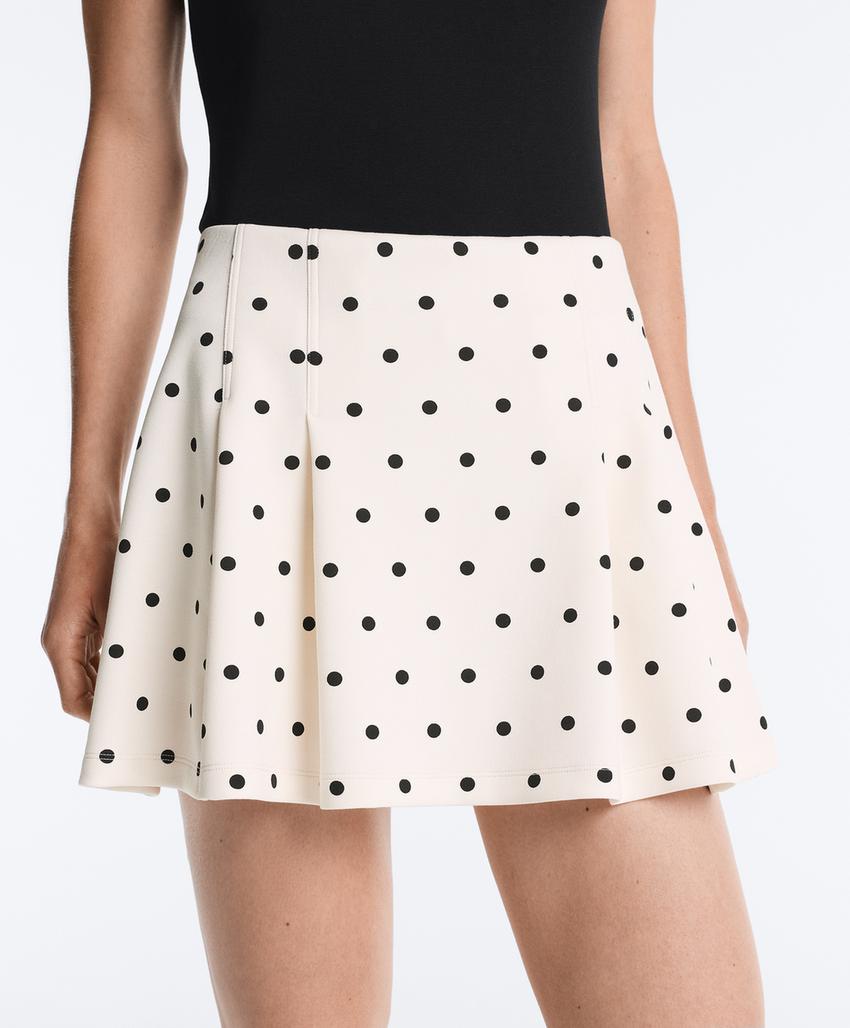 Юбка в горошек из ткани пике с хлопком