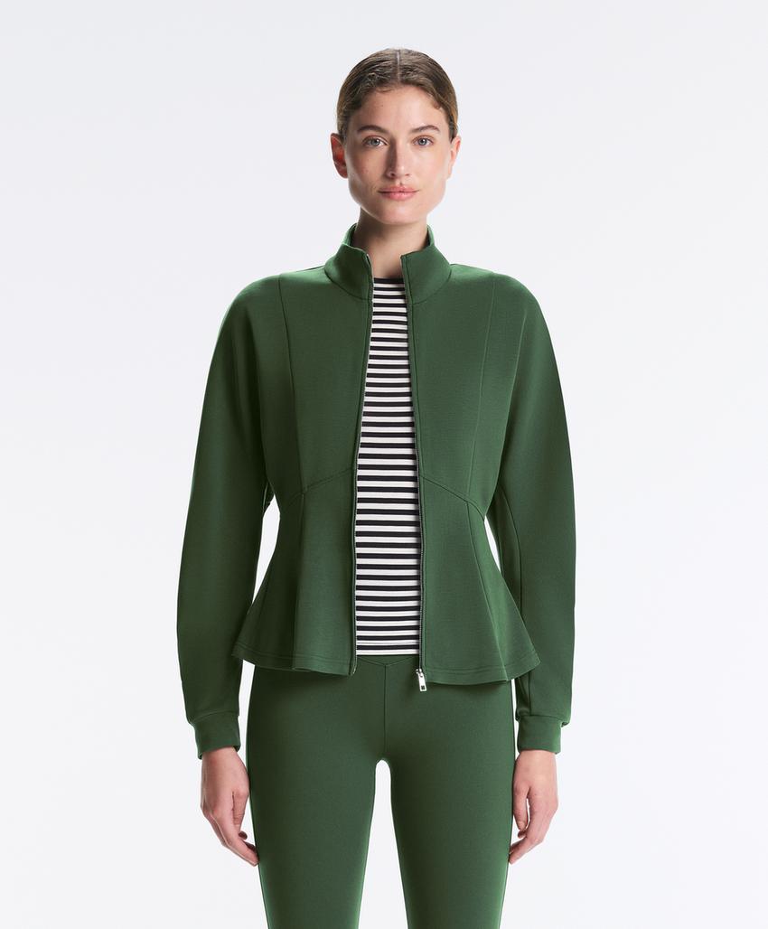 Куртка с приталенной талией из мягкой ткани с модалом