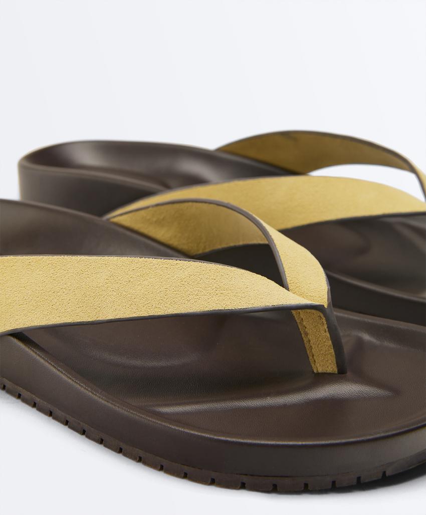 Кожаные сандалии