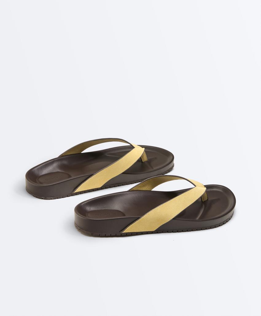 Кожаные сандалии