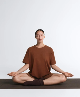 Футболка Oversize с короткими рукавами из смесового хлопка- Заказать в России