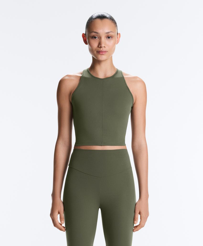 Топ-майка Comfortlux с открытой спинкой