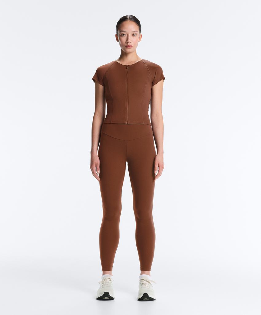 Футболка на молнии с короткими рукавами