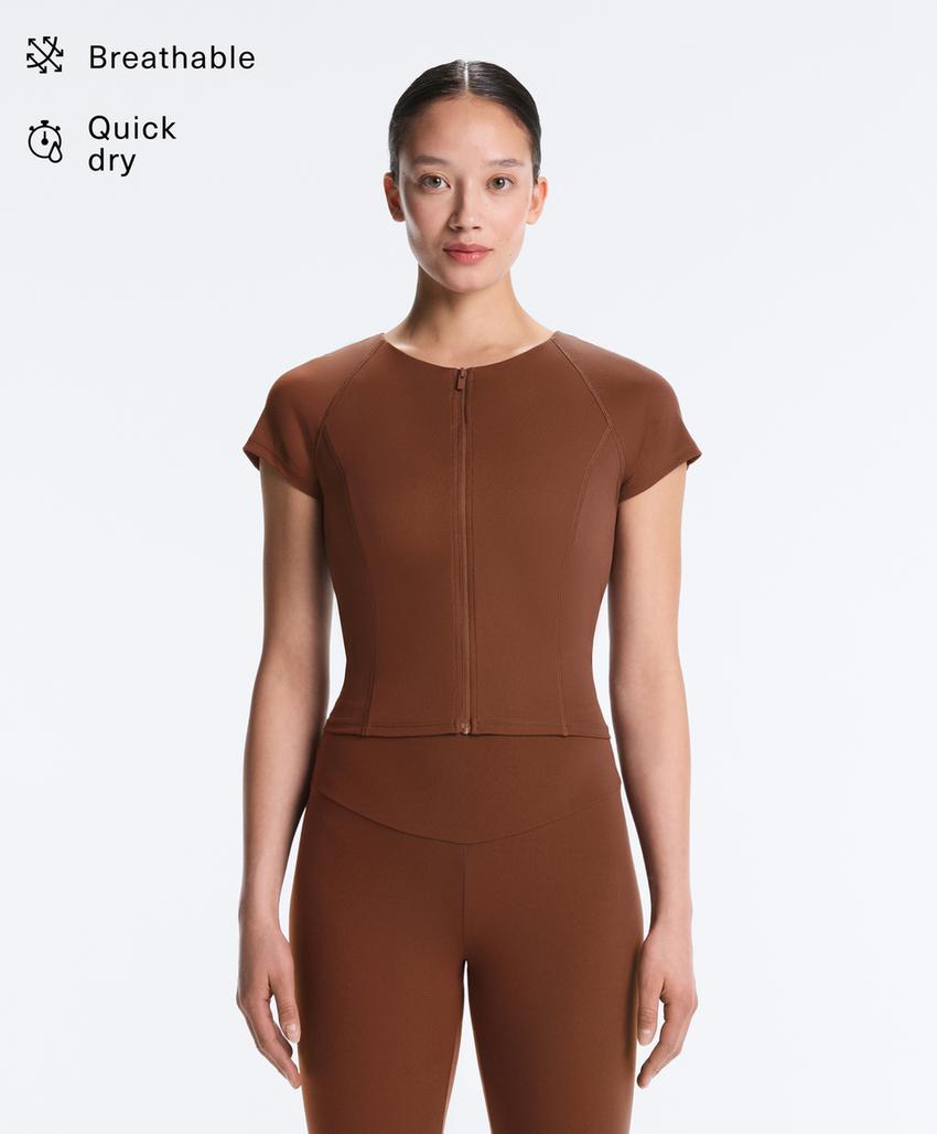 Футболка на молнии с короткими рукавами