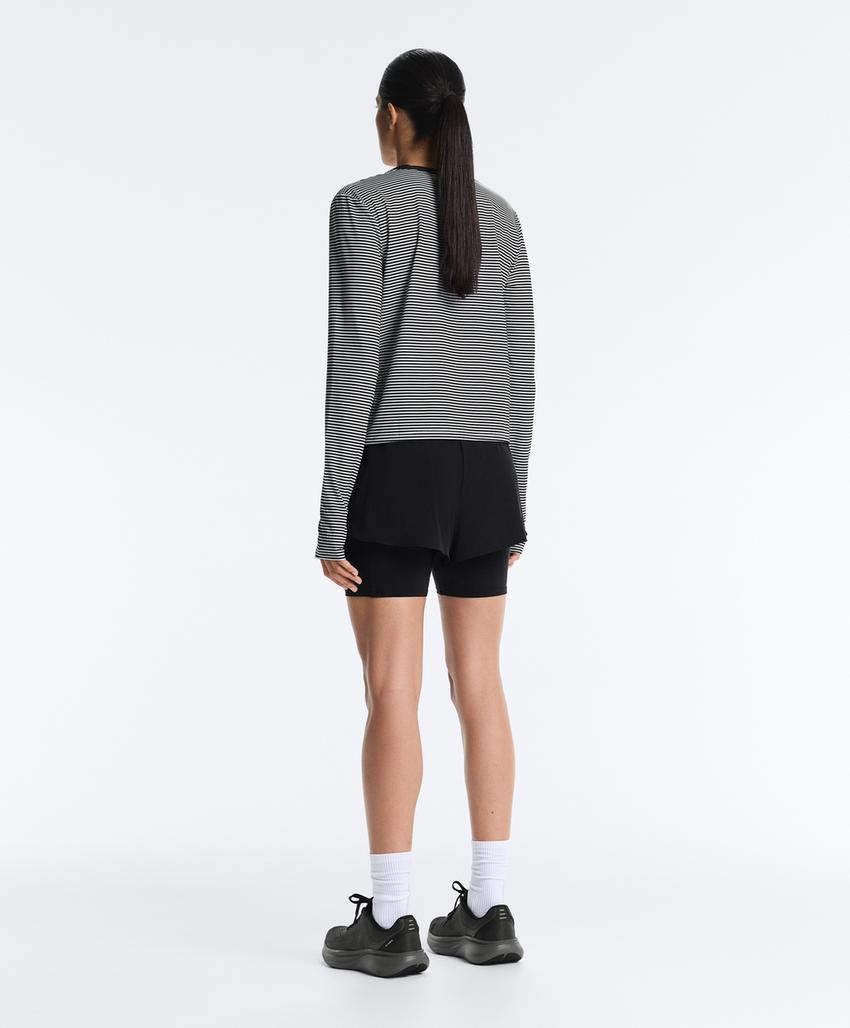 Лонгслив в полоску из высокотехнологичной ткани