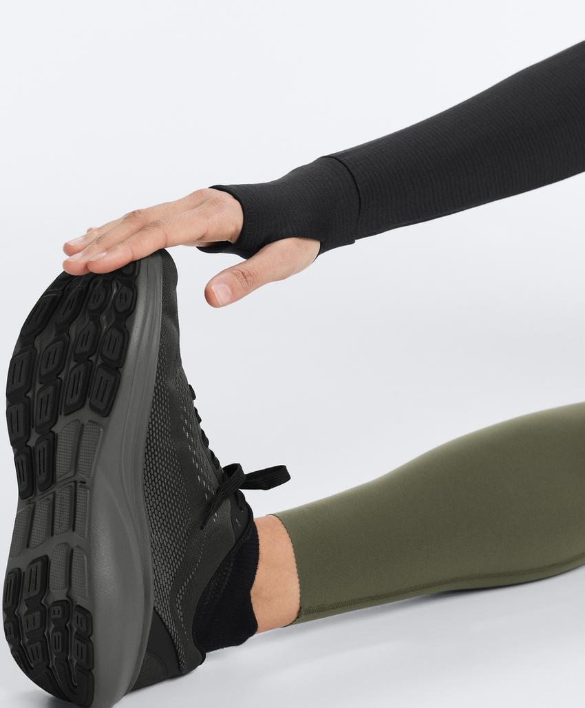 Лонгслив из высокотехнологичной ткани