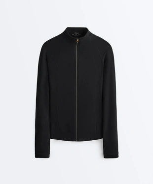 Легкая и теплая высокотехнологичная куртка с отстрочкой- Заказать в России