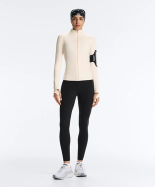 Легкая и теплая высокотехнологичная куртка с отстрочкой- Заказать в России