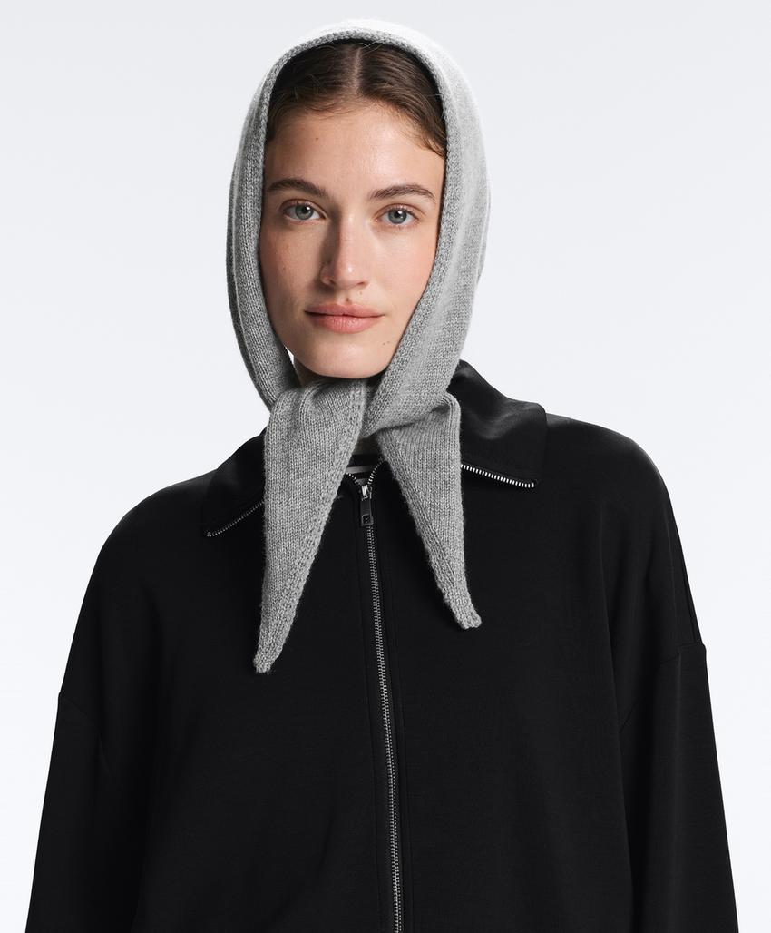 Вязаная бандана: 90% шерсть, 10% кашемир