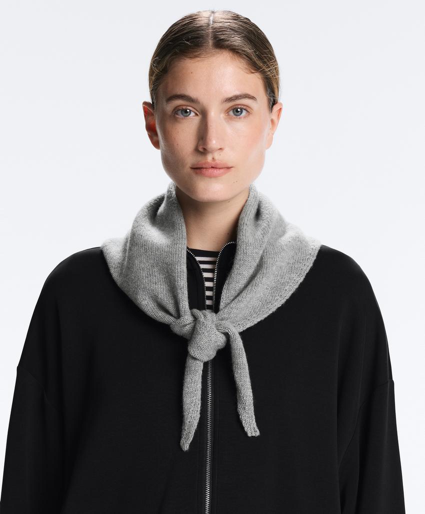 Вязаная бандана: 90% шерсть, 10% кашемир