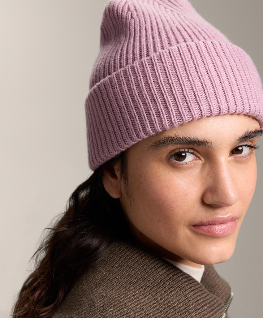 Вязаная шапка с помпоном из смесовой шерсти